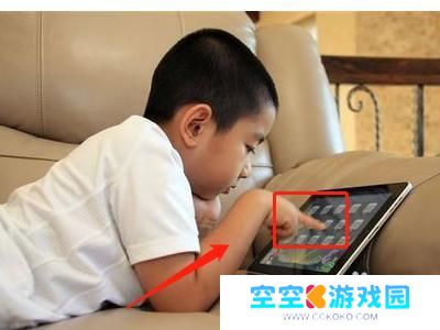 初中生玩手机上瘾,家长怎么办? 家长如何帮助初中生摆脱手机上瘾