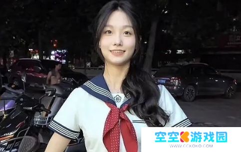 男摄影师爱上小10岁女友，女方如今成网红，男方发文称不会后悔