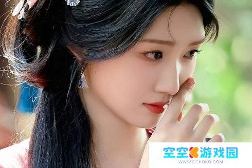 《入青云》优酷首播，卢昱晓粉衣装扮梦回上官浅，男主古装惊艳众人