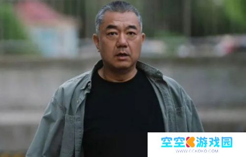 《三叉戟2》若非徐蔓卧底被杀，崔铁军怎知，20年前就出了内奸