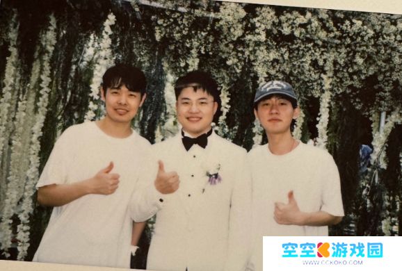 Uzi给老婆补办豪华婚礼，减肥后穿衣更加帅气，网友：真羡慕了