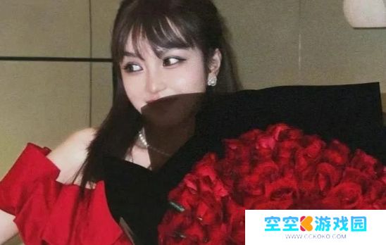 周扬青回应新恋情，称目前还在了解中，男方身份公开是物理学博士