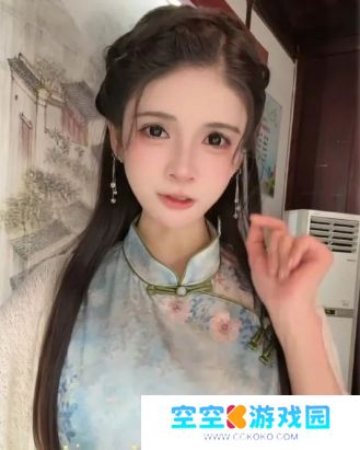 狗头萝莉发布澄清视频，解释大家热议话题，称自己想努力做个好人