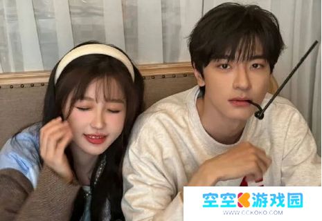 虞书欣一句“那我算什么”上热搜，与林一互怼式CP营业太甜了