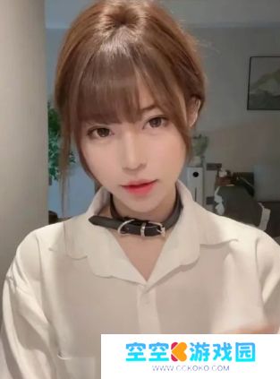 高仿版周淑怡试图摆脱标签，重练小号也无用，网友：蹭完热度就想跑