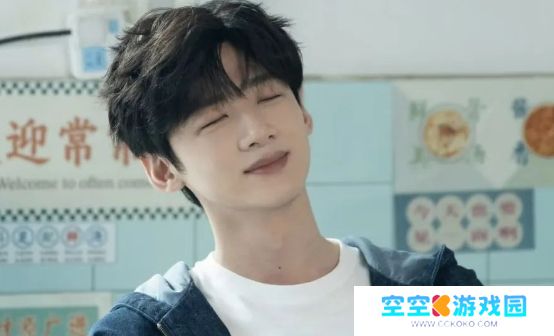 《难哄》桑延好身材藏不住，八块腹肌太吸睛，难怪温以凡能两情相悦