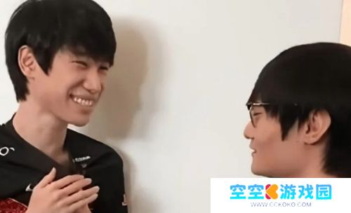 LPL冠军打野选手被清算，黑历史持续被扒出，称到哪里都在坑队友