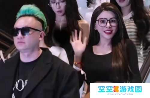 户外主播“超跑一哥”被制裁，被曝欠下千万巨款，一天挣几十万还债