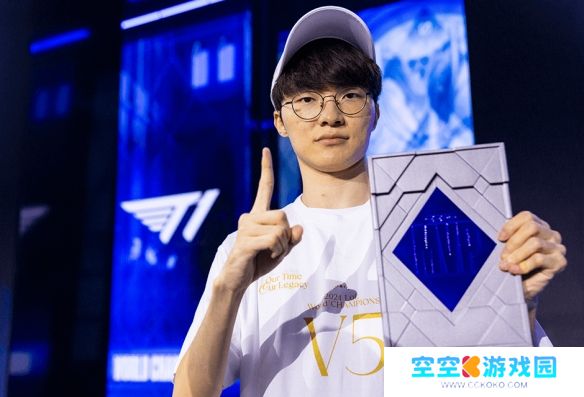 TGA24颁奖礼：《英雄联盟》斩获最佳电竞殊荣，Faker与T1共登巅峰！