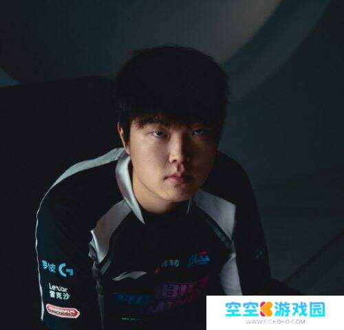 Bin赛后“优胜者论”引争议!Shanks谦逊发言圈粉