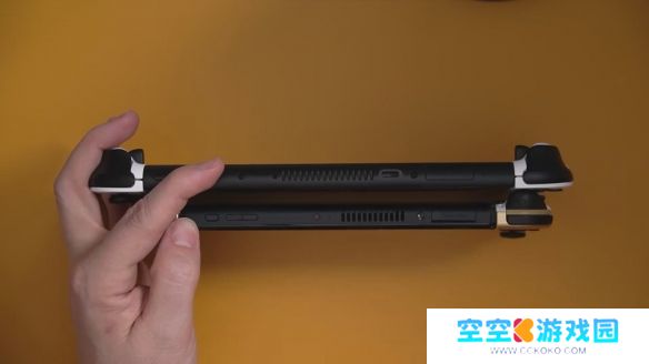 Switch2外观模型泄露影像：屏幕与手柄尺寸均有提升