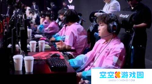 LPL季后赛前夕风波：BLG战队教练茂凯离职事件深度解析