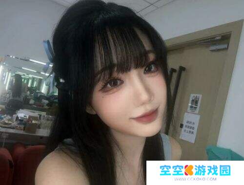 惊天反转!LPL顶流女主持报案，造谣者秒怂道歉!